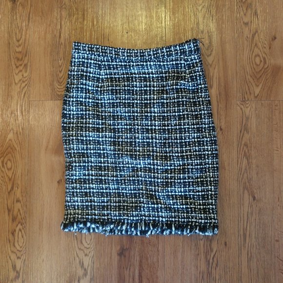 CHRISTINA MAKOWSKY TWEED FRINGED PENCIL SKIRT 4 8 - Picture 1 of 8
